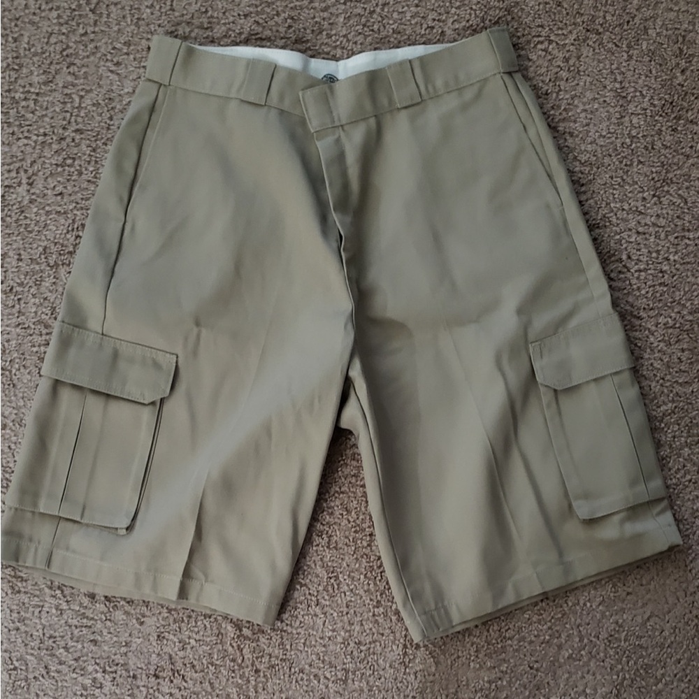 Dickies Khaki Cargo Shorts for Men